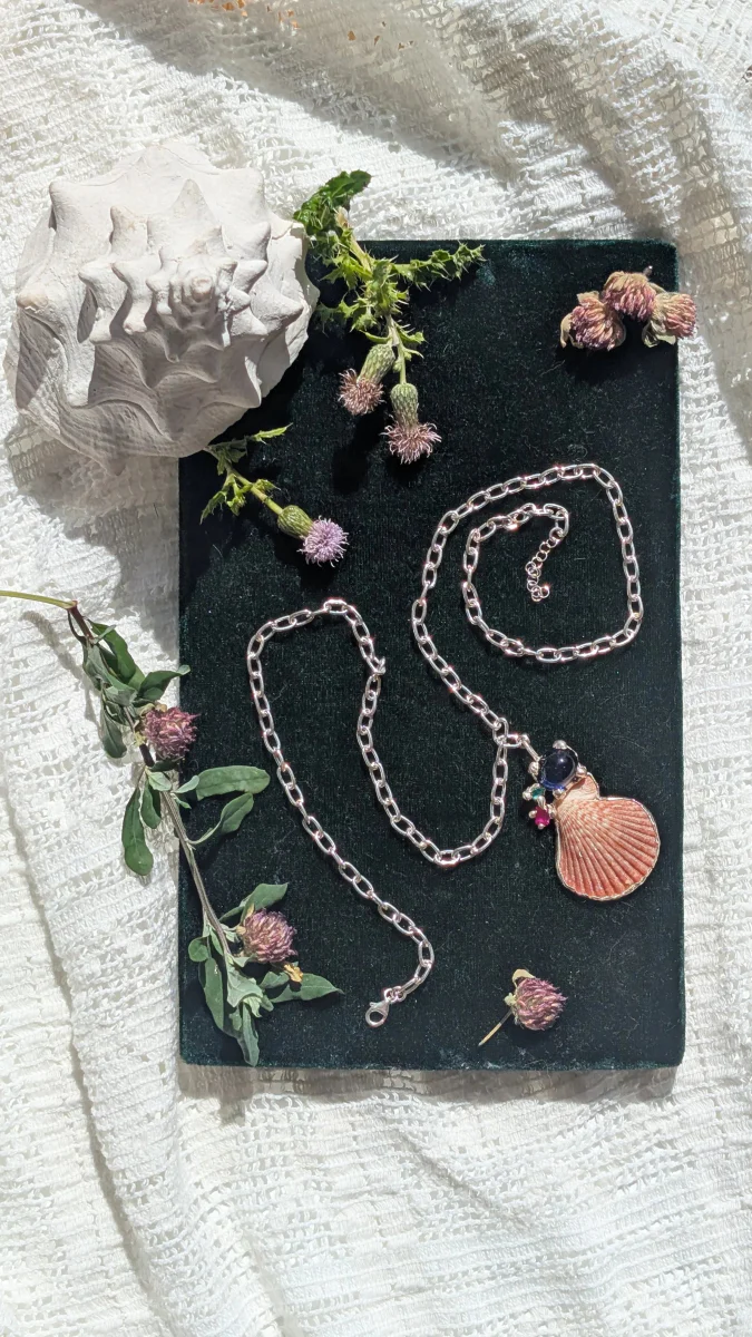 Atelier Melrai Shell a Trois Necklace - Image 3
