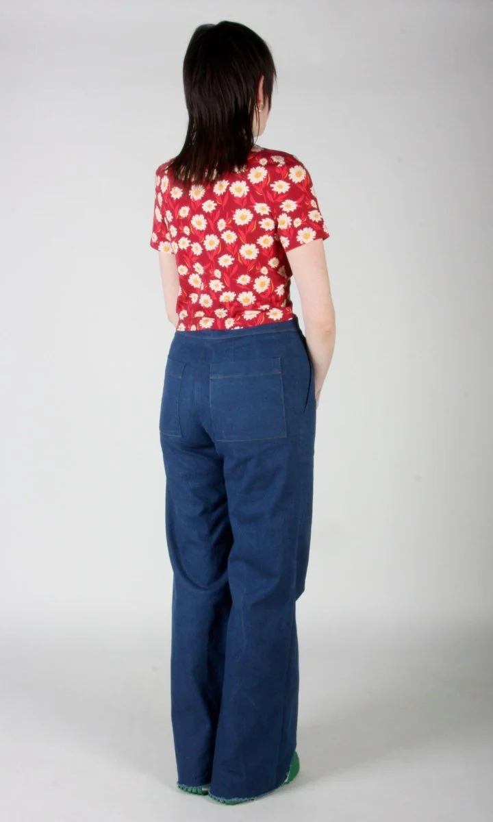 Birds of North America Beetlehead Tee - Happy Daisy (Online Exclusive) - Image 4