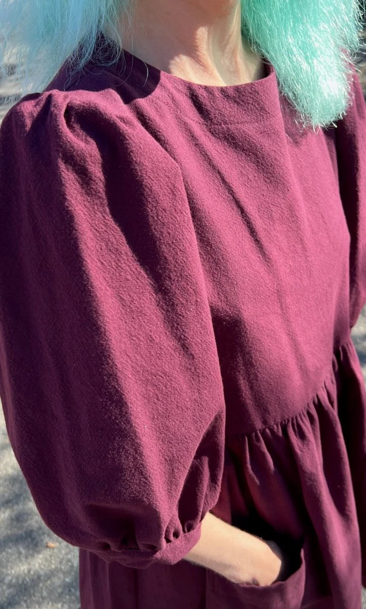Birds of North America Flowerpiercer Dress (Burgundy) (Online Exclusive) - Image 7