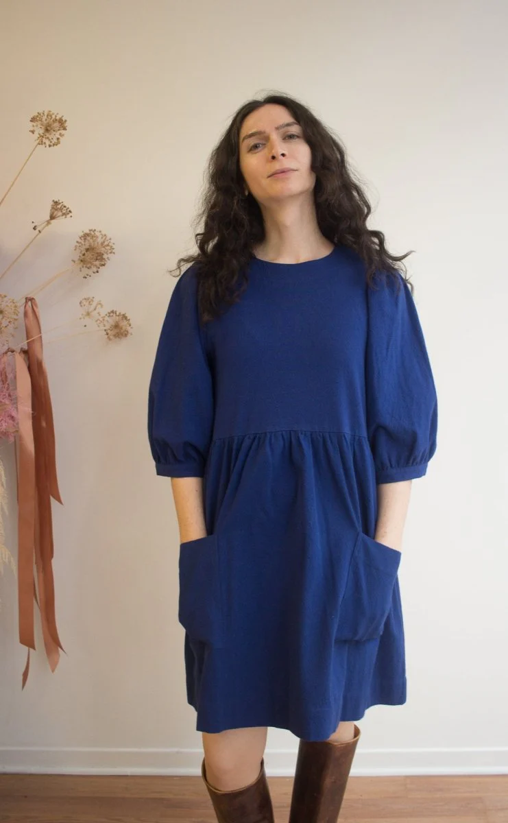 Birds of North America Flowerpiercer Dress (Indigo) (Online Exclusive)