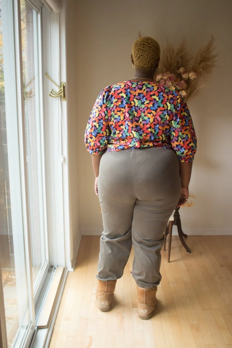 Birds of North America Serin Blouse - Lepidoptera (Online Exclusive) - Image 3