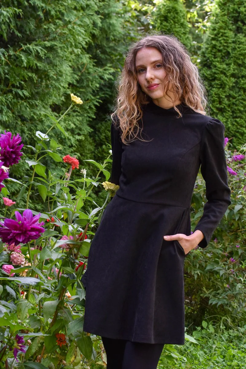 Birds of North America Topaz Dress - Black (Online Exclusive)