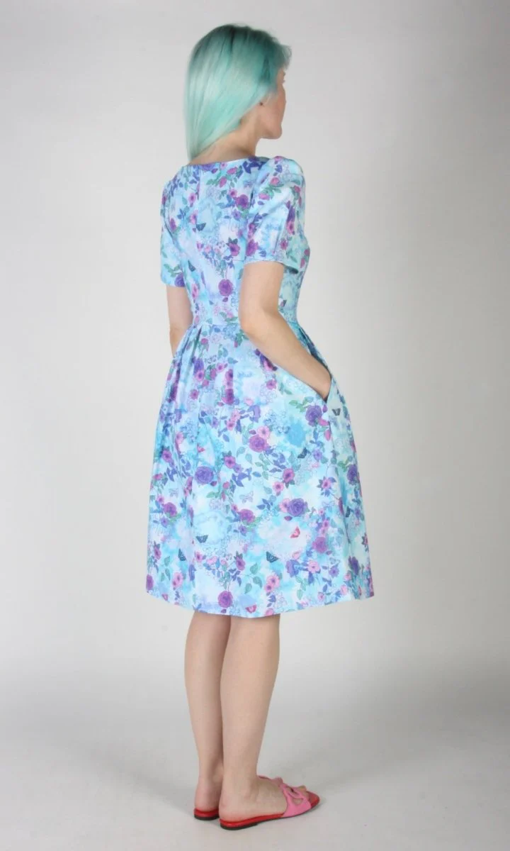 Birds of North America Winter Chippy Dress - Have a Nice Day! (Online Exclusive) - Image 4