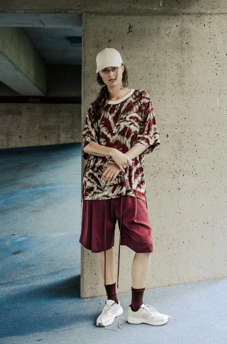 Bodybag Belize T-Shirt - Burgundy or Grey Palm Print (In Store) - Image 5