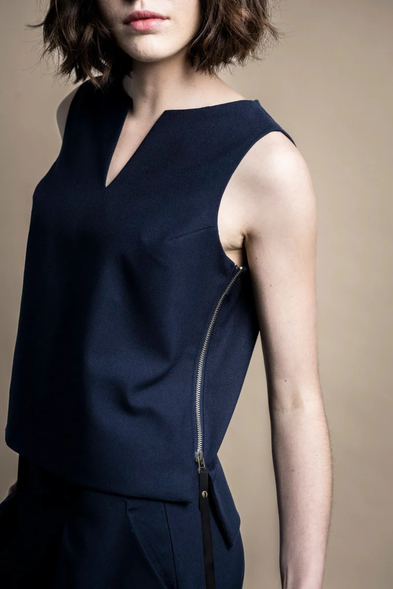 Bodybag Regent Top - Navy or Black (In-Store) - Image 6