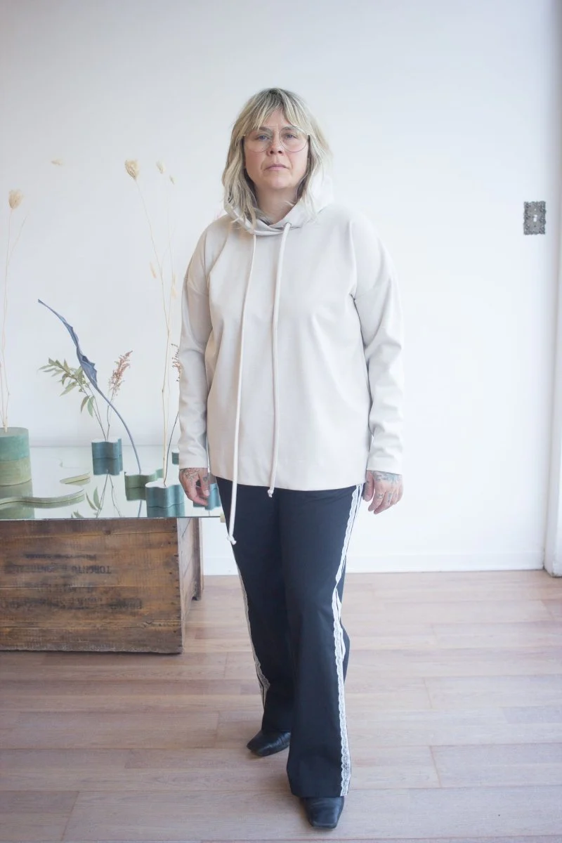 Bodybag Skye Hoodie - Sand or Charcoal (Online Exclusive) - Image 4