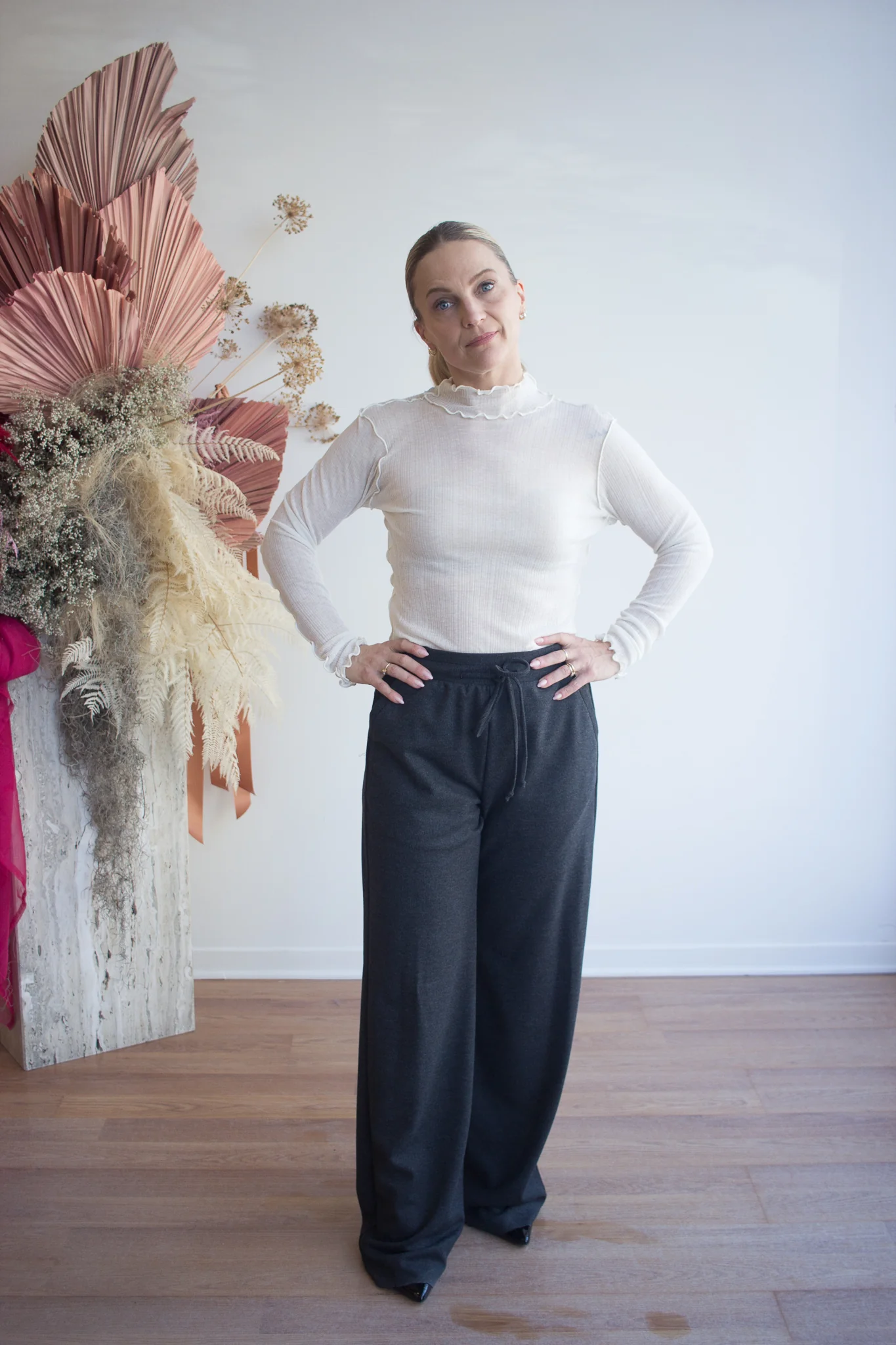 Bodybag Skye Pants - Charcoal or Sand (Online Exclusive)