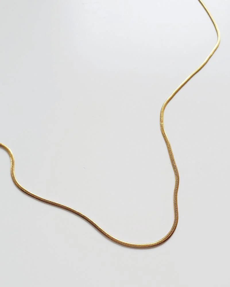 CoutuKitsch Alina Chain Necklace - Image 5