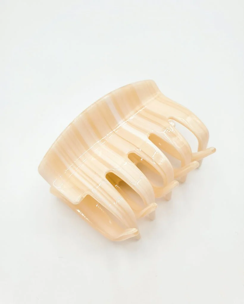 CoutuKitsch Diana Hair Clip (Multiple Colours) - Image 5