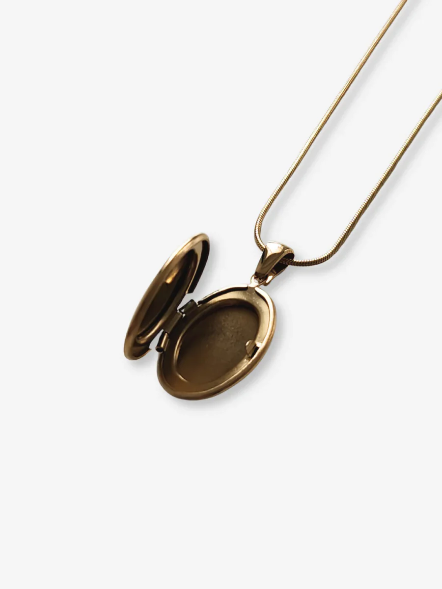 CoutuKitsch Genevieve Locket Necklace - Image 4