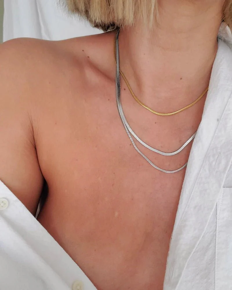 CoutuKitsch Grace Chain Necklace (Gold or Silver) - Image 8