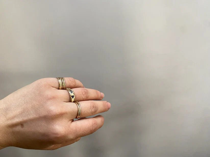 Elaine Ho 14K Gold Ring (Sapphire & Sapphire) - Image 2
