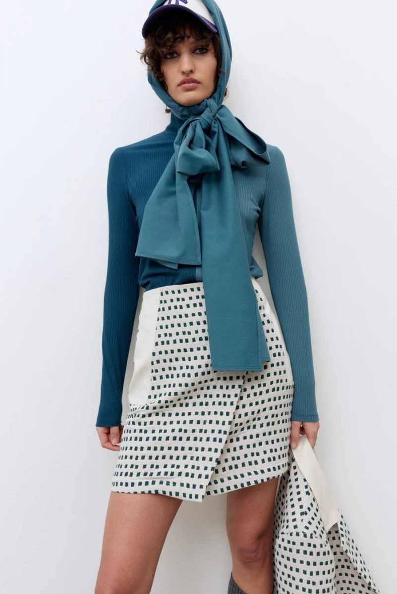 Eve Gravel Hood Top - Many Colours (Online Exclusive) - Image 4