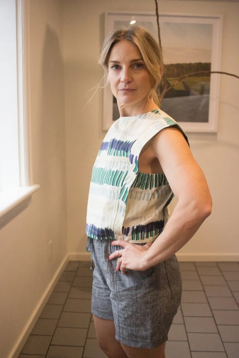 Jennifer Glasgow Maia Shorts (Heather Black) - Image 2