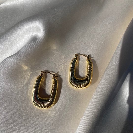 Hailey Jane June Earrings - Image 3