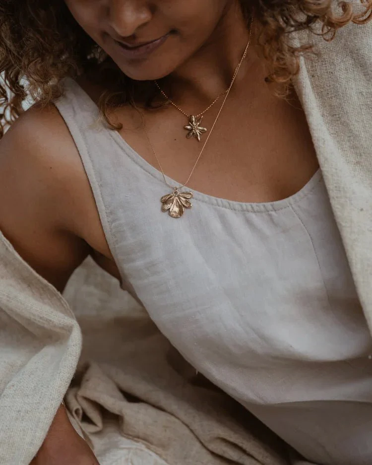 Hawkly Fauna Necklace (Bronze or Silver) - Image 5