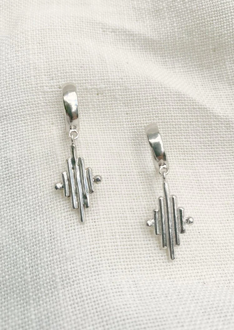 Hawkly Lumin Hoops (Bronze or Silver) - Image 3