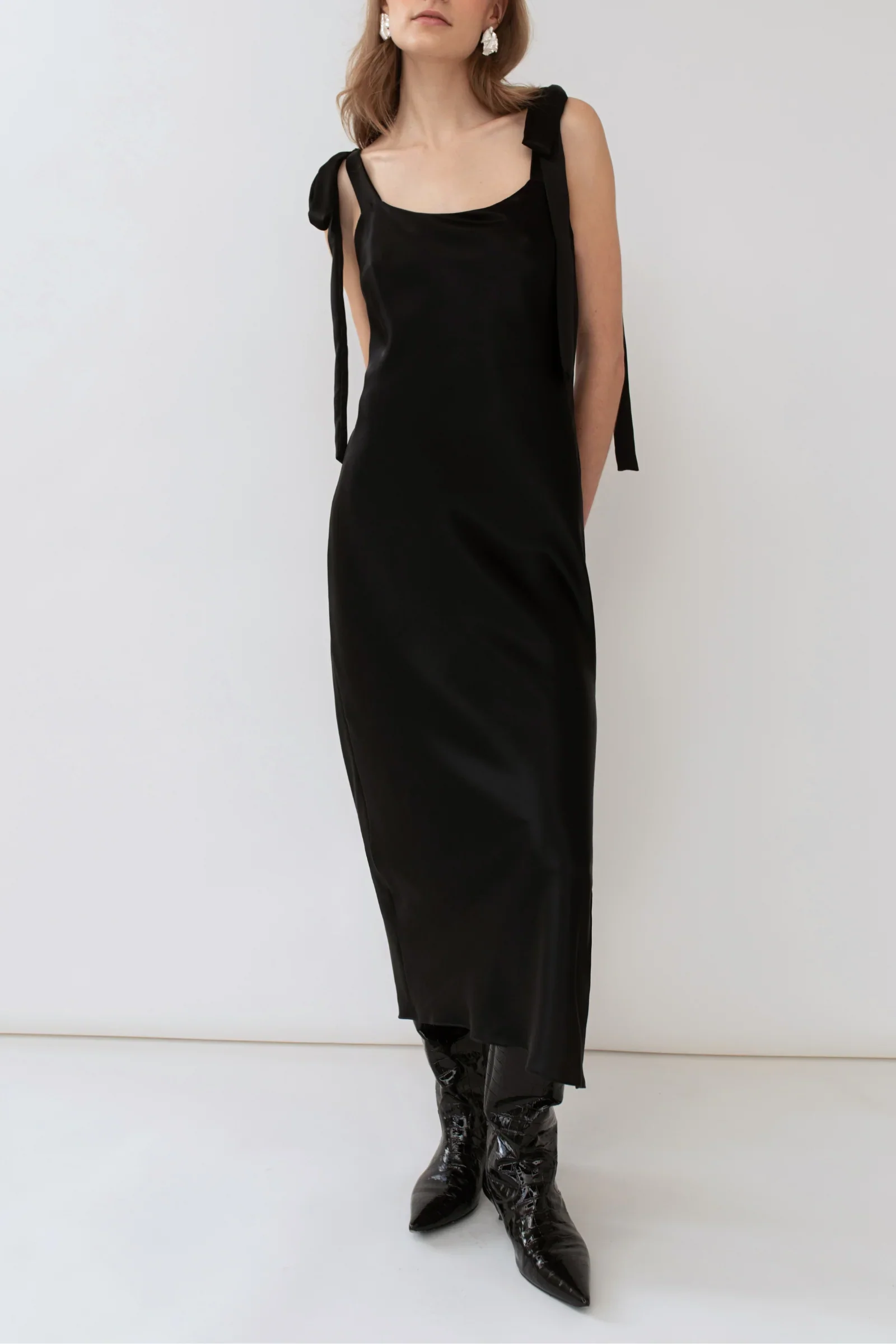 Jacoba Jane Ulyana Midi Dress - Black (Online Exclusive) - Image 3