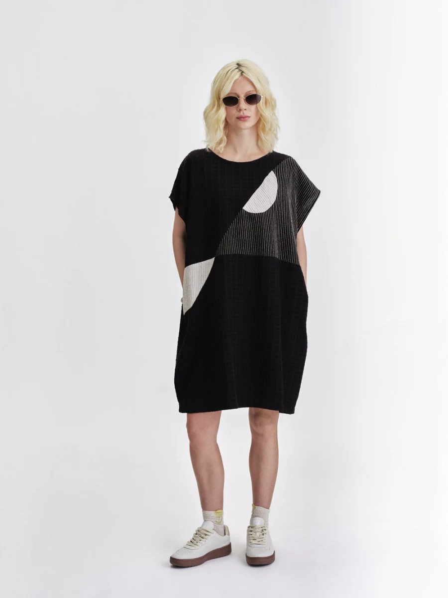 Jennifer Glasgow Ambrosia Tunic Dress (Black) - Image 5