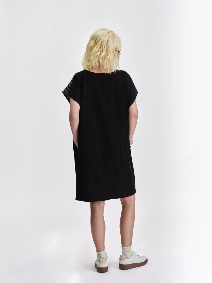 Jennifer Glasgow Ambrosia Tunic Dress (Black) - Image 7