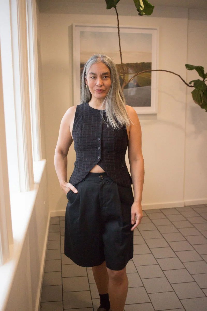 Jennifer Glasgow Vela Vest (Black) - Image 2
