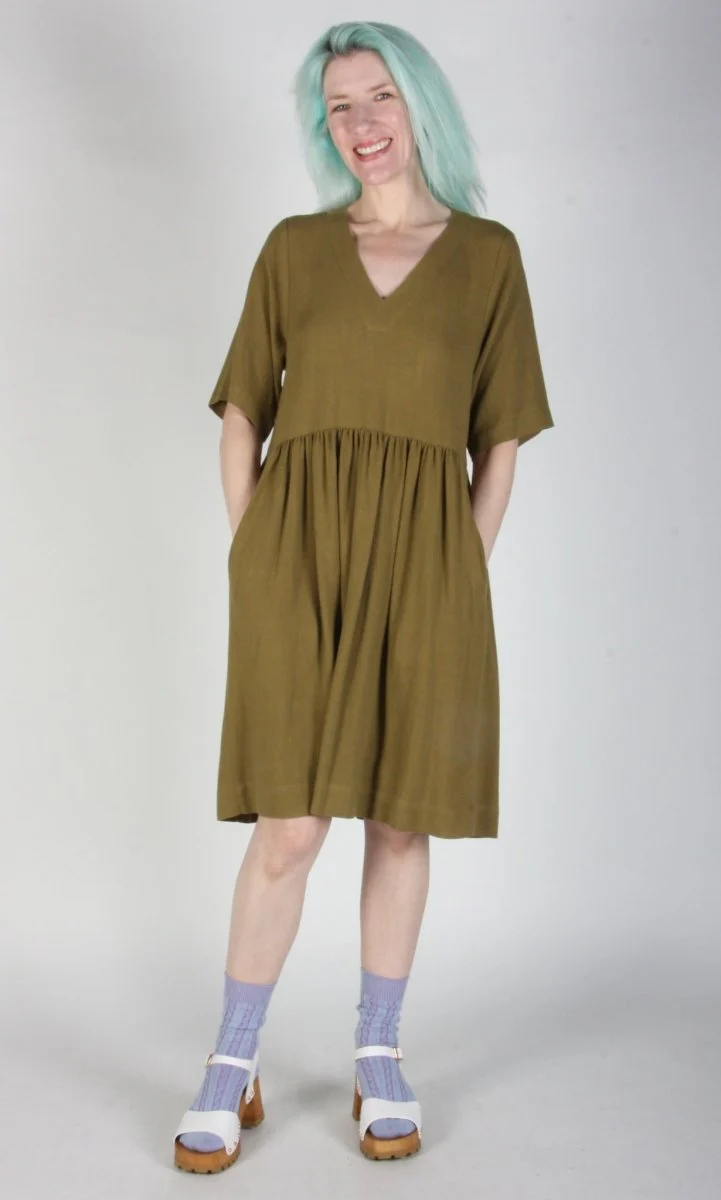Birds of North America Kiskadee Dress - Golden Moss (Online Exclusive) - Image 7