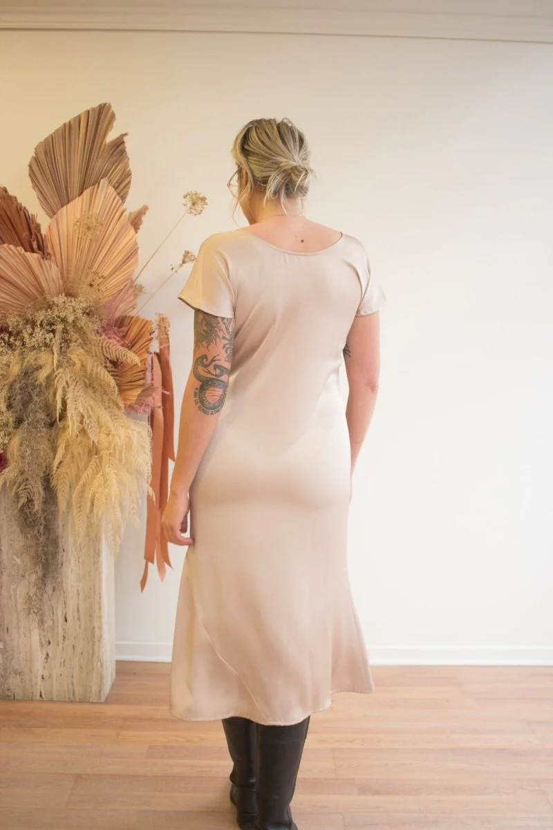 Korelli Aurora Reversible Dress (Dusty Rose) - Image 4