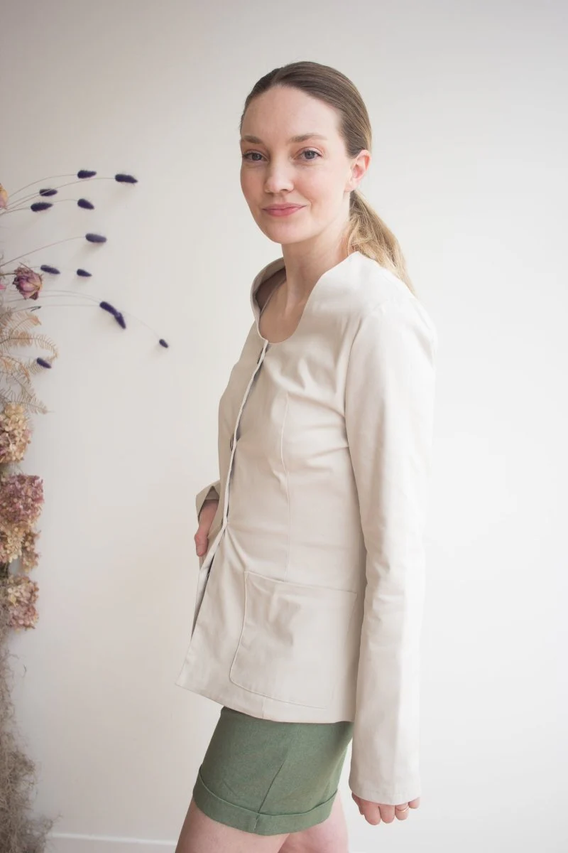 Korelli Blaire Blazer Top (Beige) - Image 3