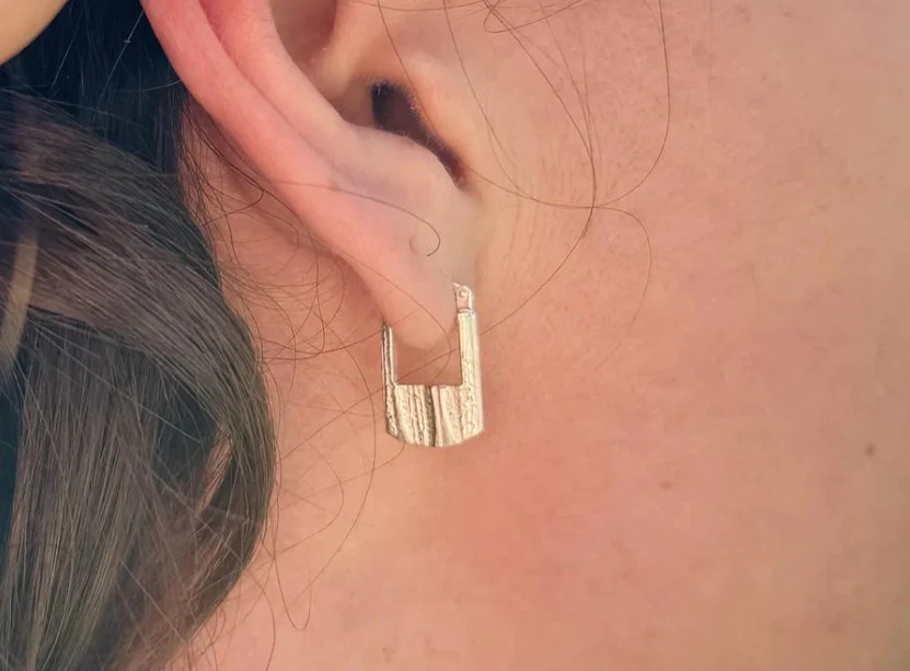 Lidia Jewelry Minutieuse Hoop Earrings