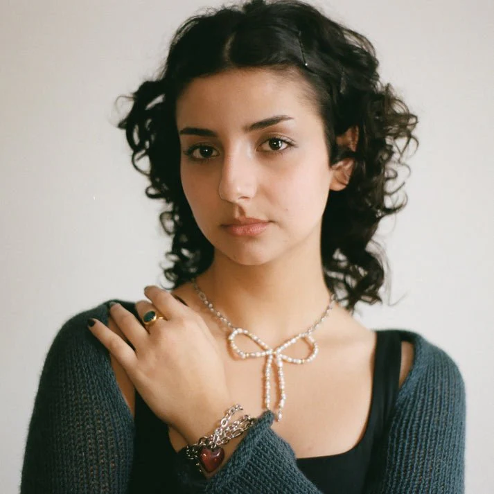 LILOU Gems Pearl Bow Necklace (Gold or Silver) - Image 3