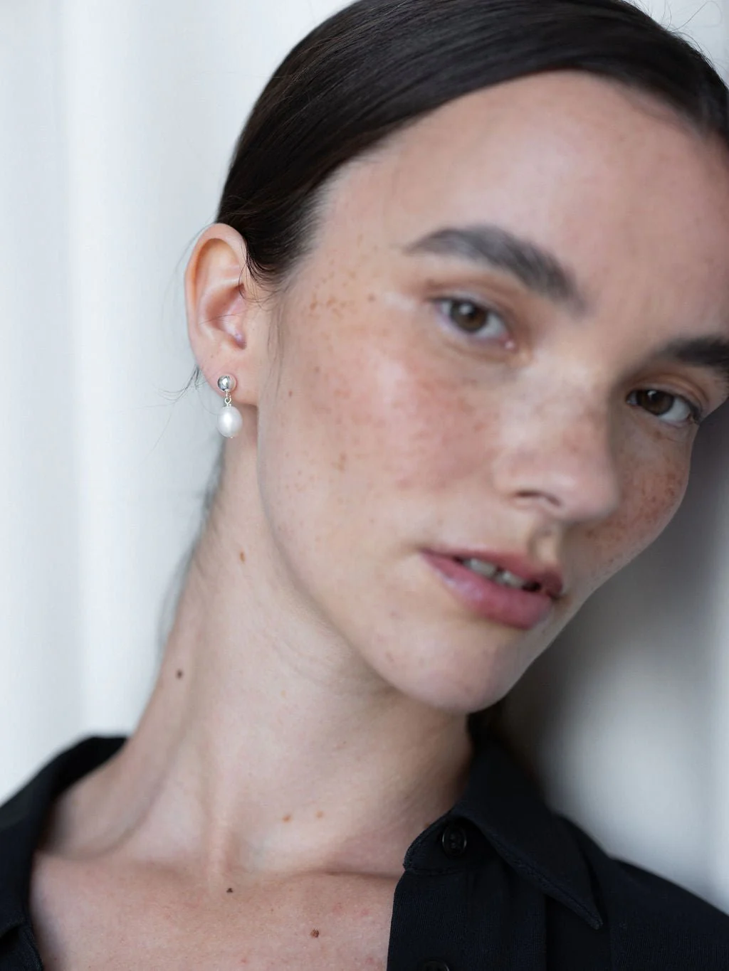Lisbeth Christie Earrings - Image 2