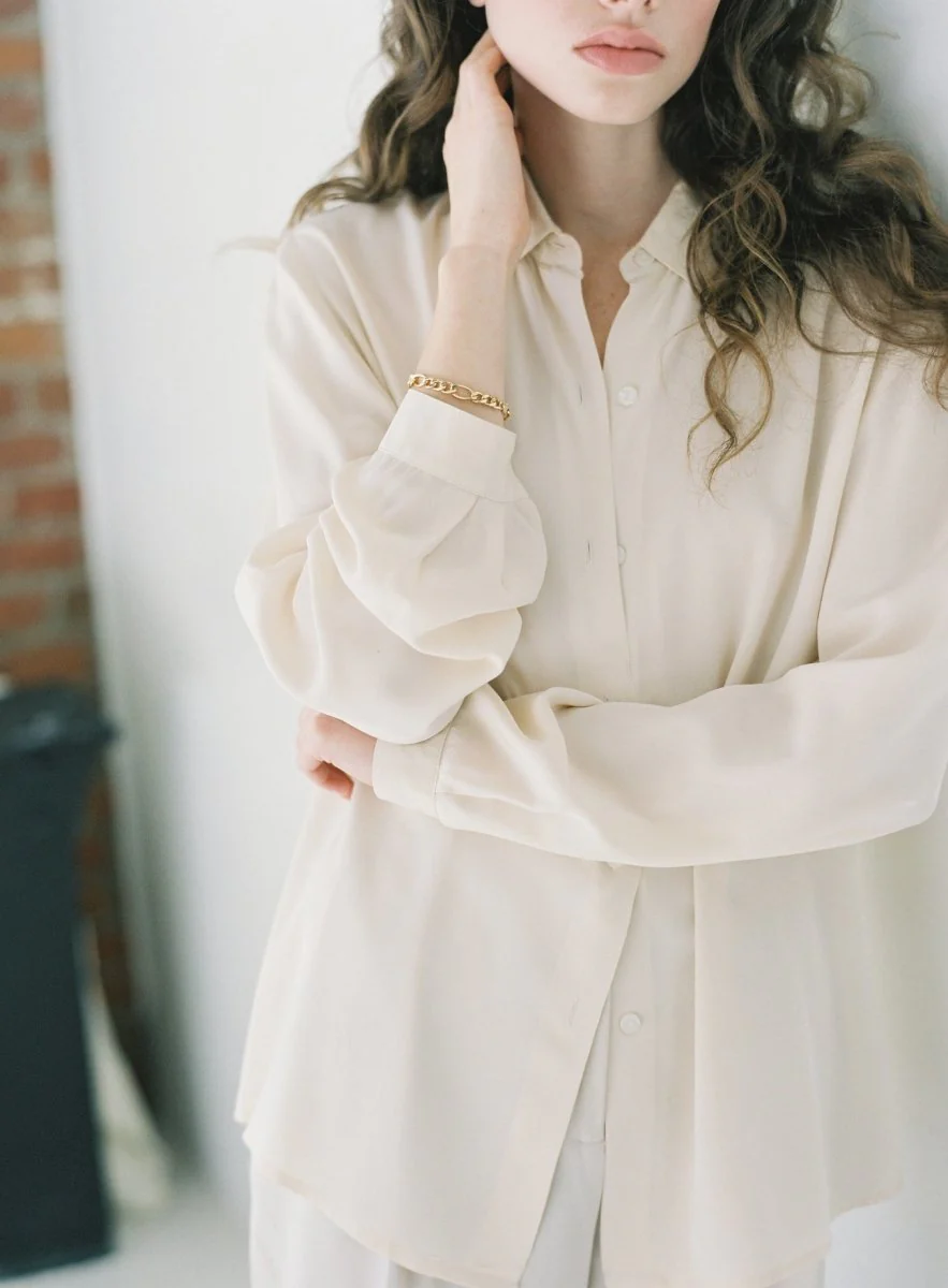Lisbeth Jo Bracelet (Gold) - Image 4
