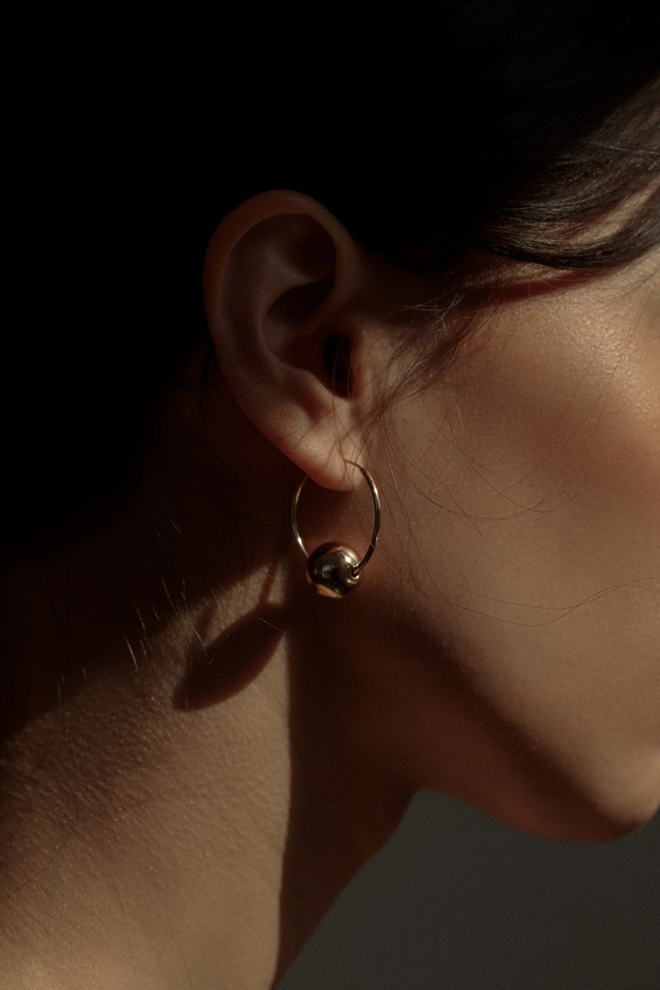 Lisbeth Saffron Hoops (20 mm)