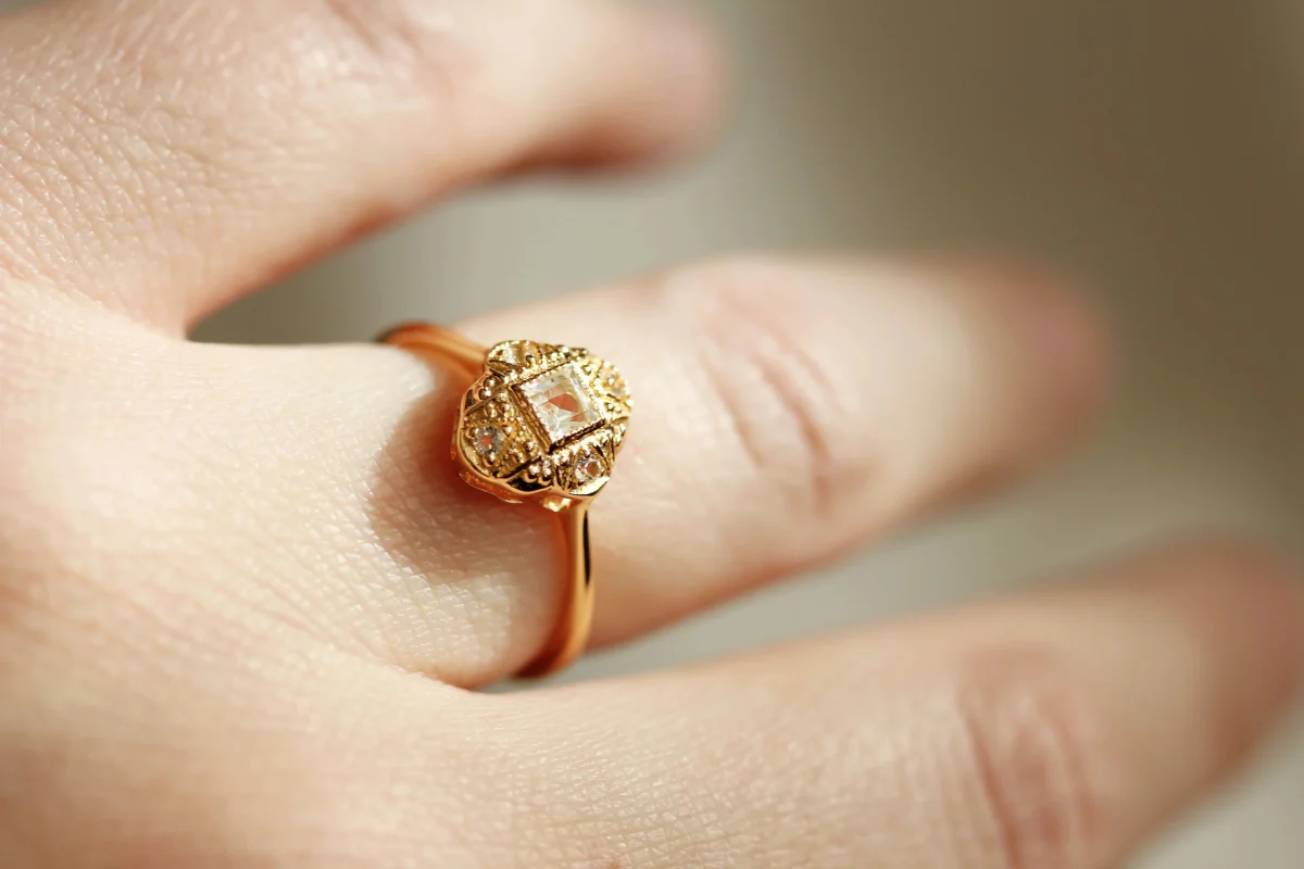 Little Gold Guinevere Ring - Image 4