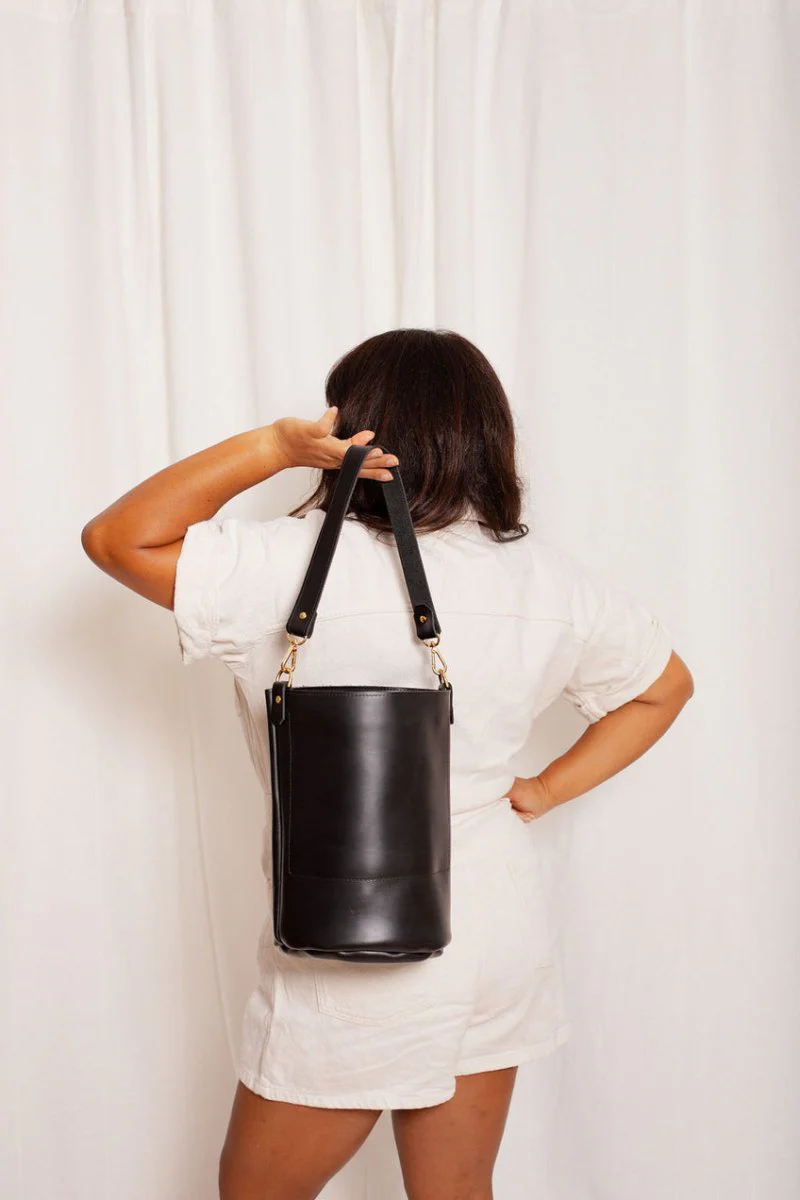 Market Canvas Frances Bucket Bag (Noir)