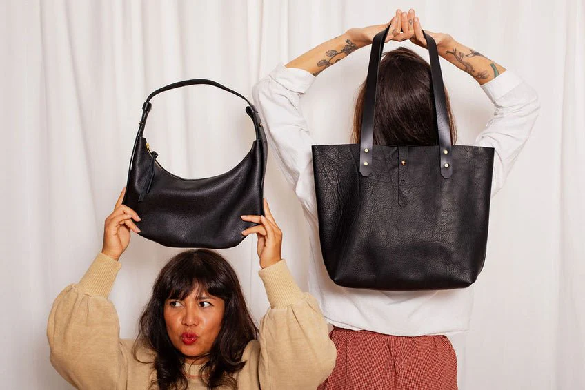 Market Canvas Kusama Shoulder Bag (Noir) - Image 8