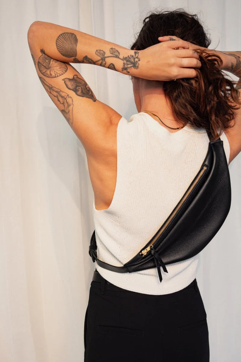 Market Canvas Laurel Sling Bag (Noir) - Image 2