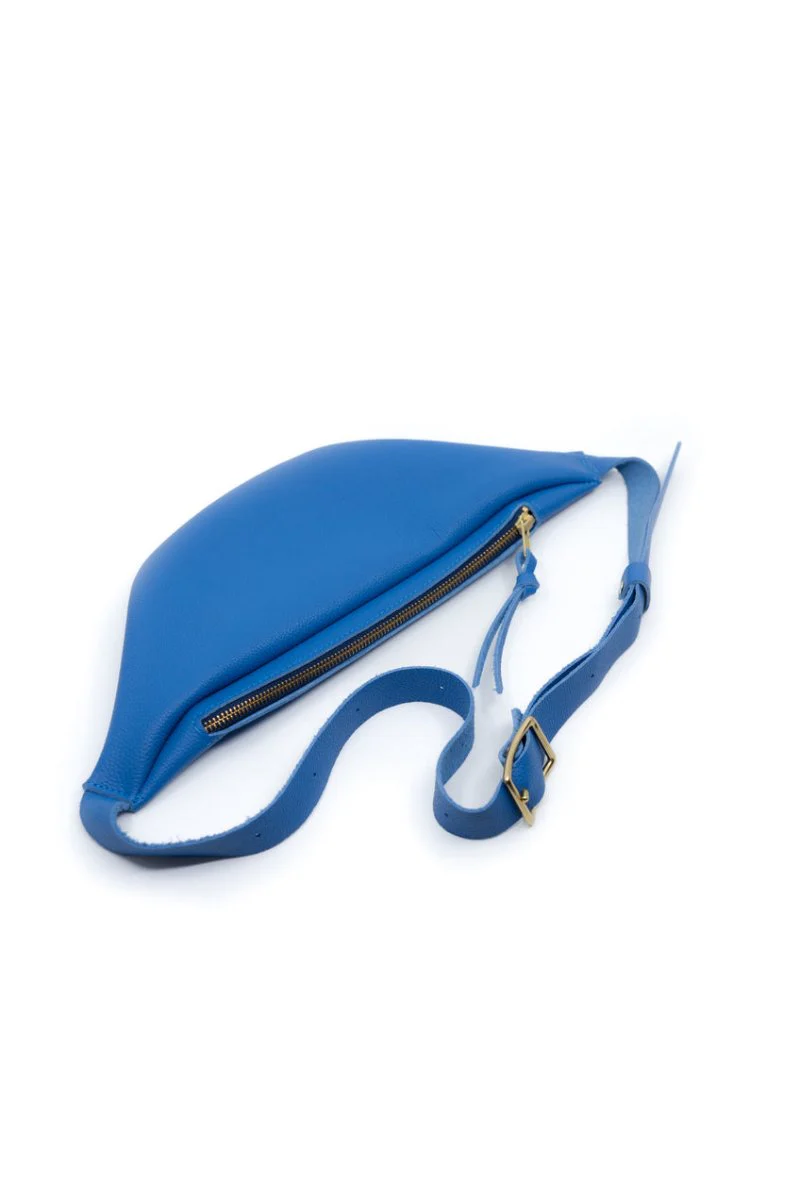 Market Canvas Laurel Sling Bag (Blue) - Image 2