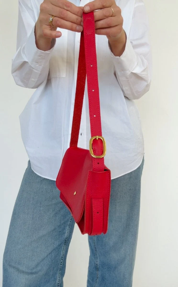 Market Canvas Molly Crossbody Bag (Strawberry) - Image 5