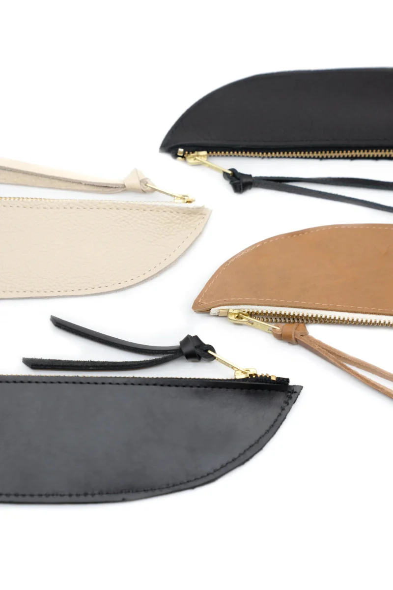 Market Canvas Sonia Leather Zip Pouch (Cream) - Image 3