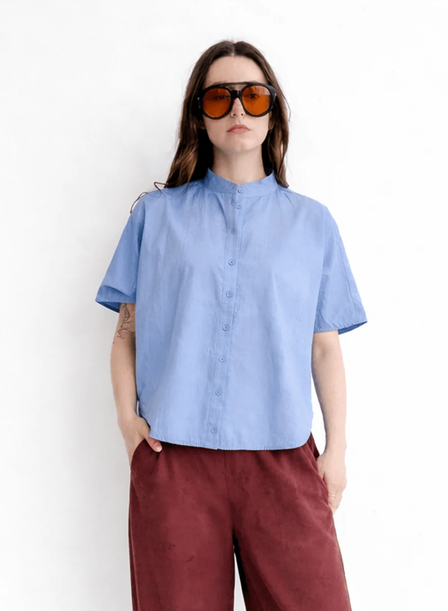 Meg Rounded Hem Shirt (Blue)