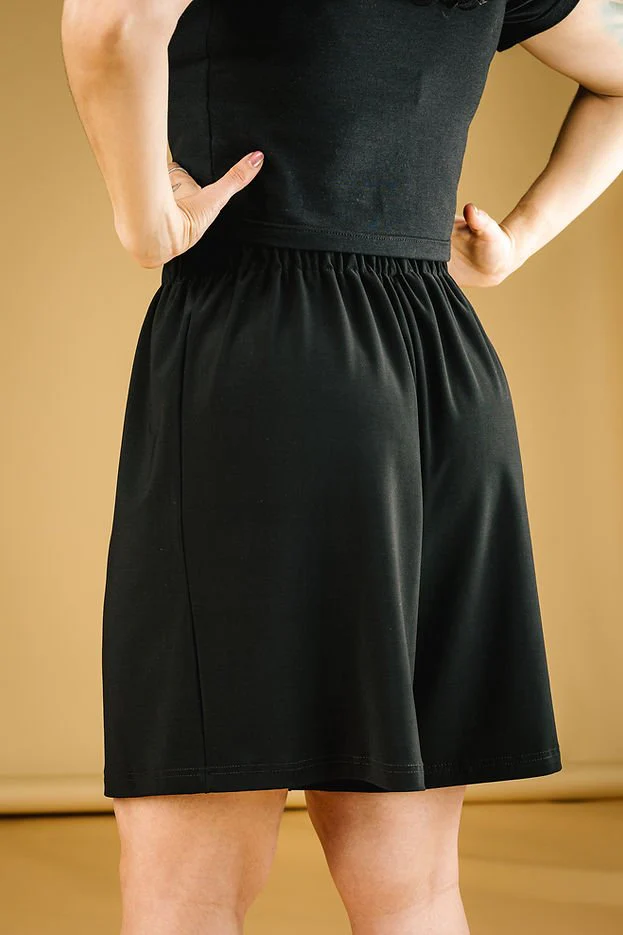 Mercedes Morin Azur Shorts (Black) - Image 9