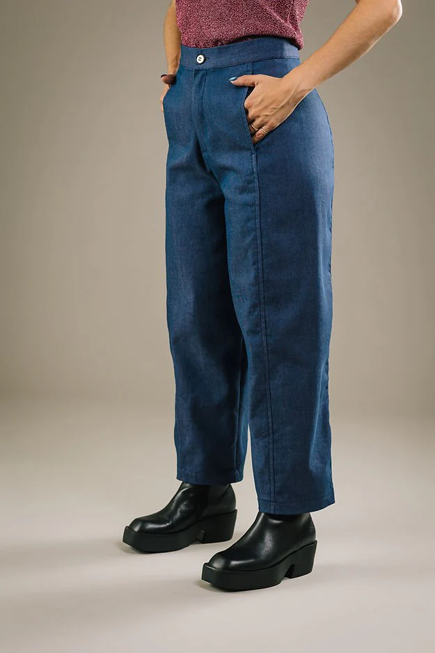 Mercedes Morin Barrel Jeans (Navy Blue) - Image 3