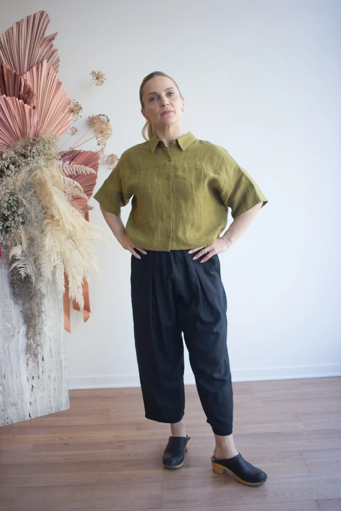Mercy House Henri Pleated Pants (Black)