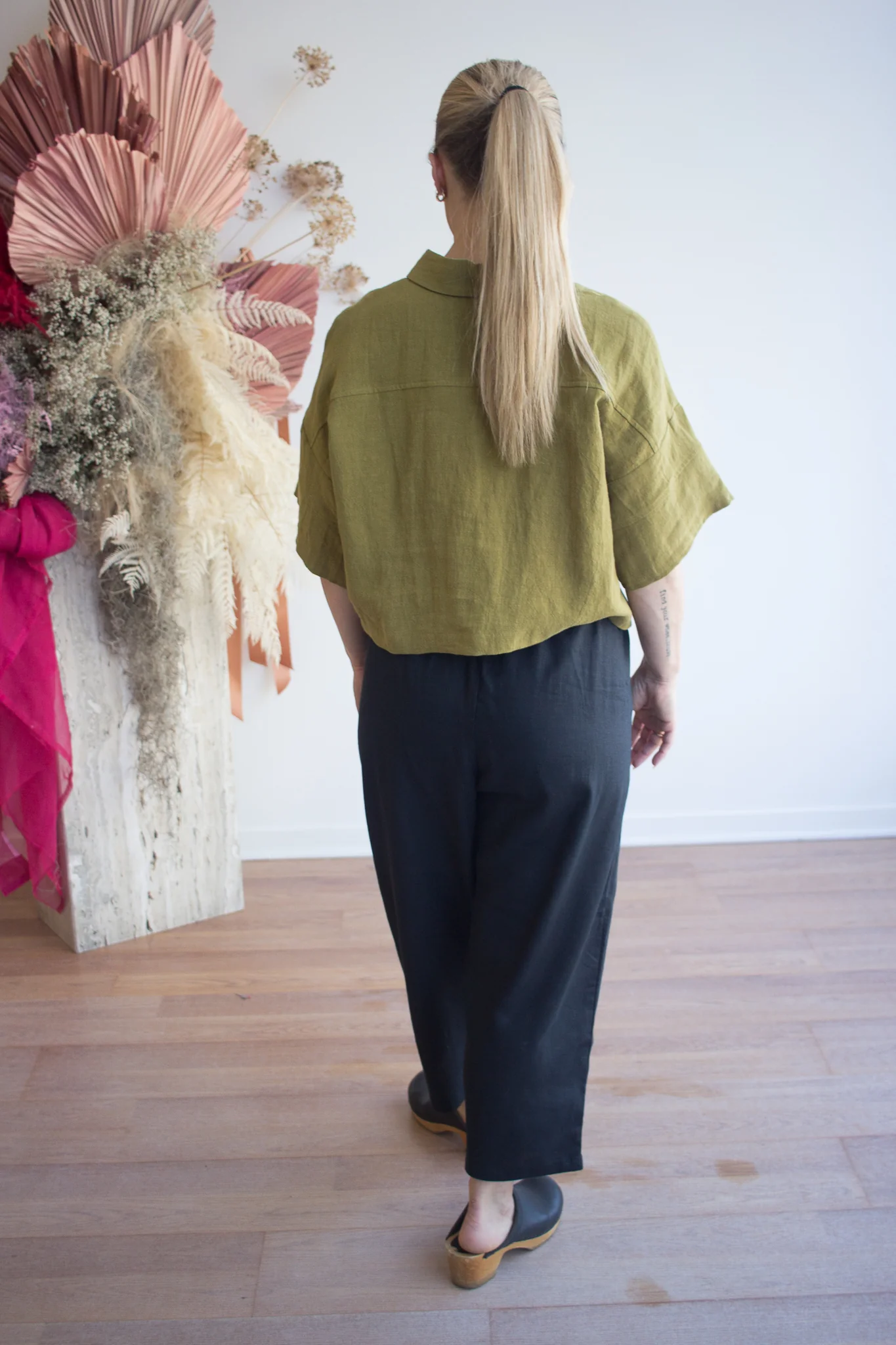 Mercy House Henri Pleated Pants (Black) - Image 2
