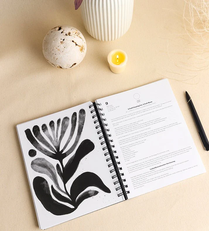 Moon Studio 2026 Many Moons Lunar Planner - Image 13
