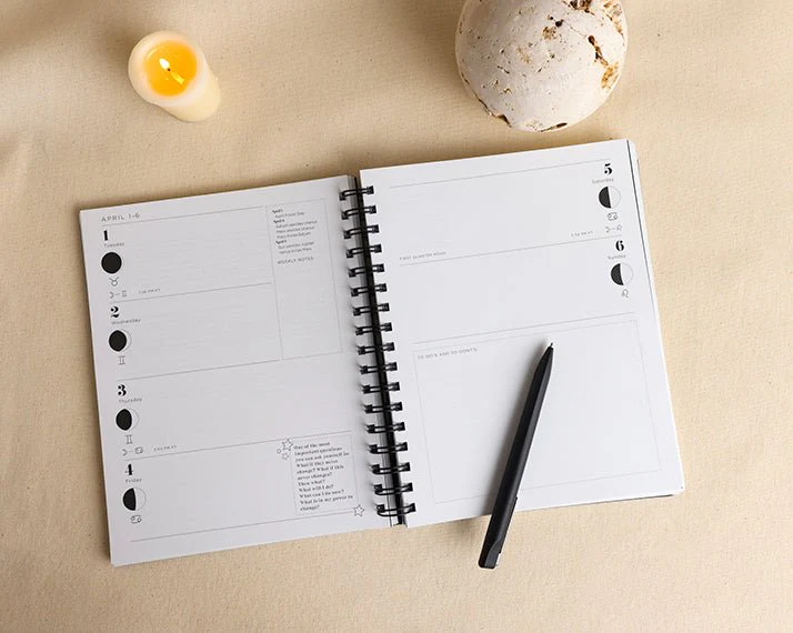 Moon Studio 2026 Many Moons Lunar Planner - Image 14