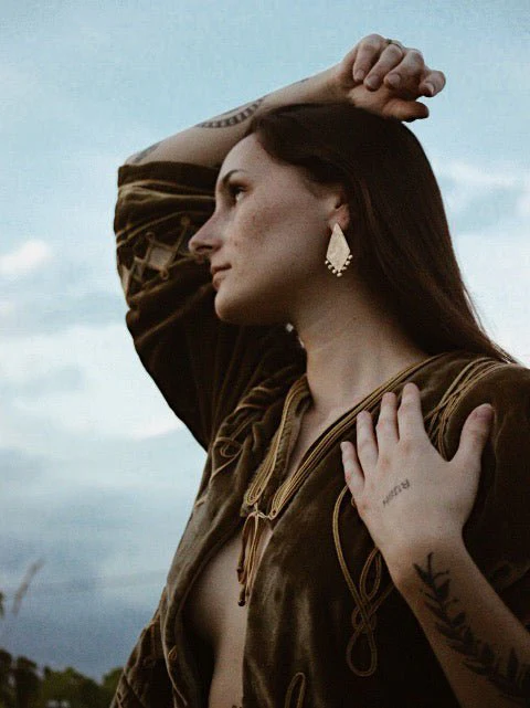 Neblina y Noche Ascend Earrings - Image 2