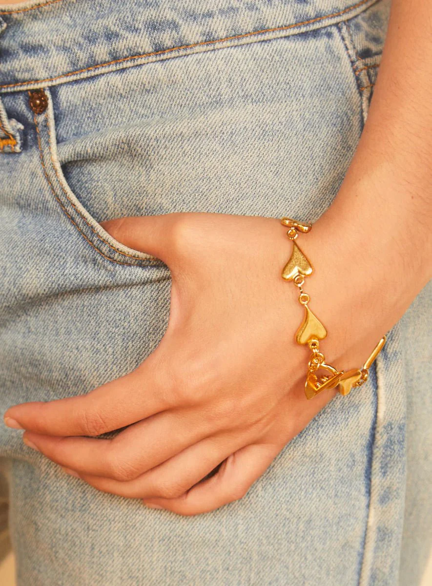 Par Ici Heart Link Bracelet - Gold or Rhodium (In-Store)