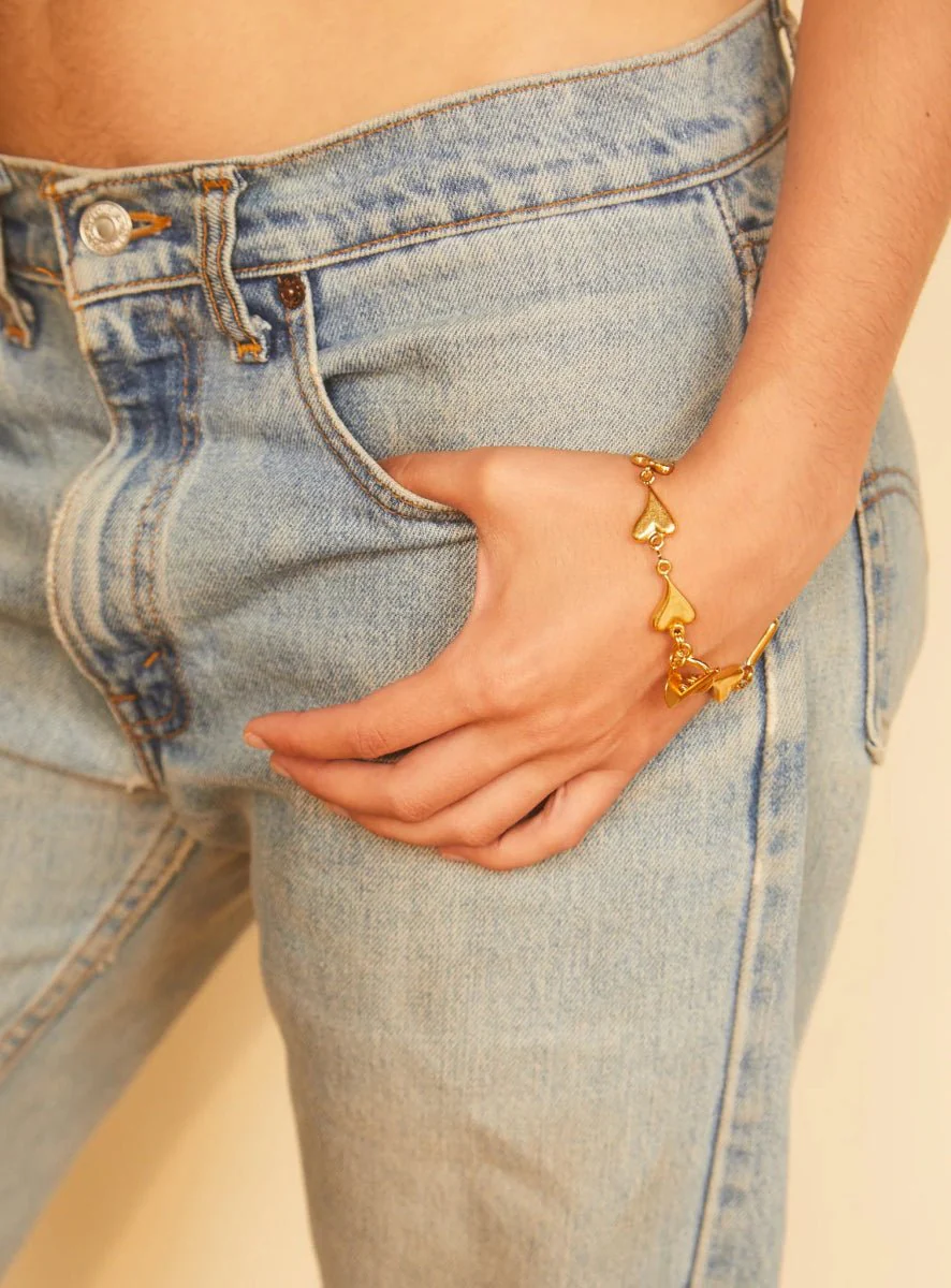 Par Ici Heart Link Bracelet - Gold or Rhodium (In-Store) - Image 4